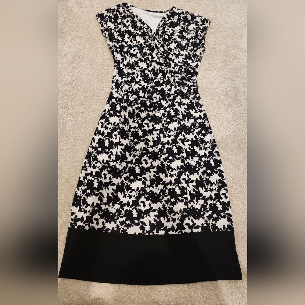 New York & Company Black and White Sheath Midi Dress